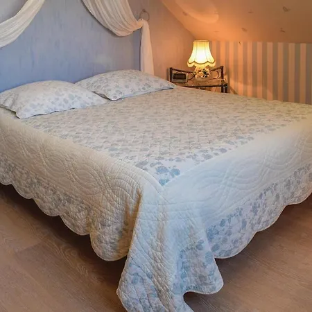 Amazing In With 3 Bedrooms And Wifi