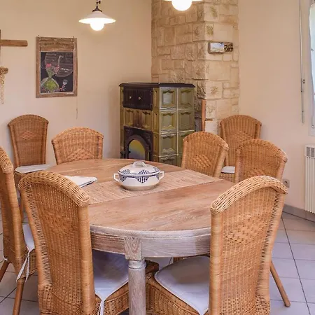 Amazing In With 3 Bedrooms And Wifi *