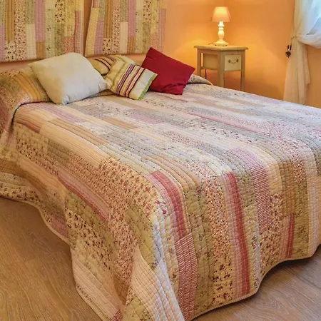 בית נופש Amazing In With 3 Bedrooms And Wifi *